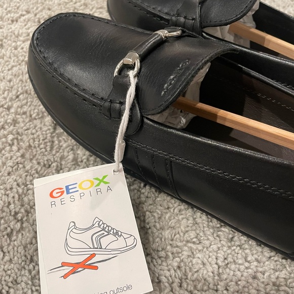 Geox Boys New Fast Slip-On Loafers Black Leather Size 3 NWT - Picture 6 of 9